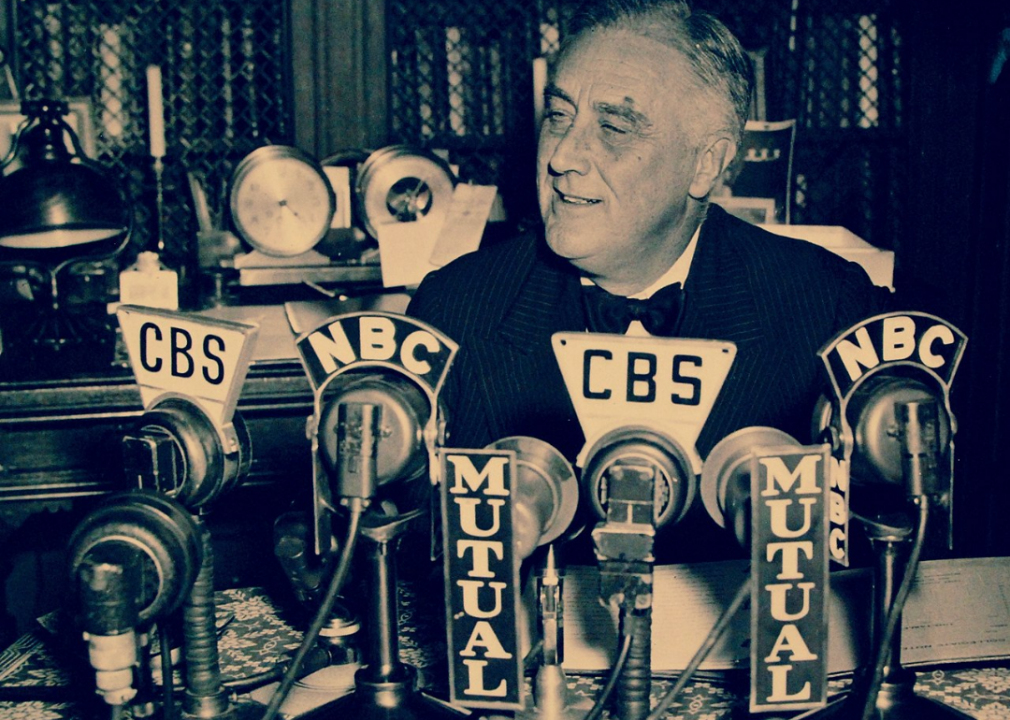 1933: Republicans lose more ground in the midterm elections